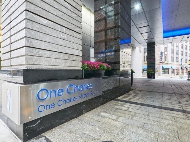 $2,527,500 | 1 Charles Street South, Unit 12D, Boston, MA 02116