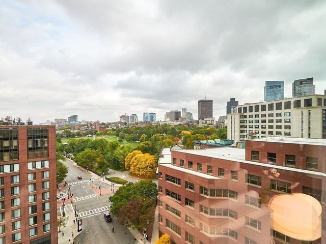 $2,527,500 | 1 Charles Street South, Unit 12D, Boston, MA 02116