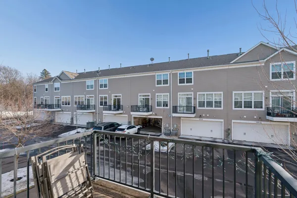 $337,000 | 5207 Scott Lane, Robbinsdale, MN 55422