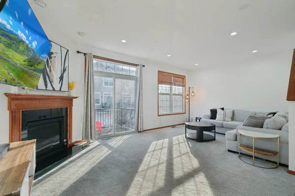 $337,000 | 5207 Scott Lane, Robbinsdale, MN 55422