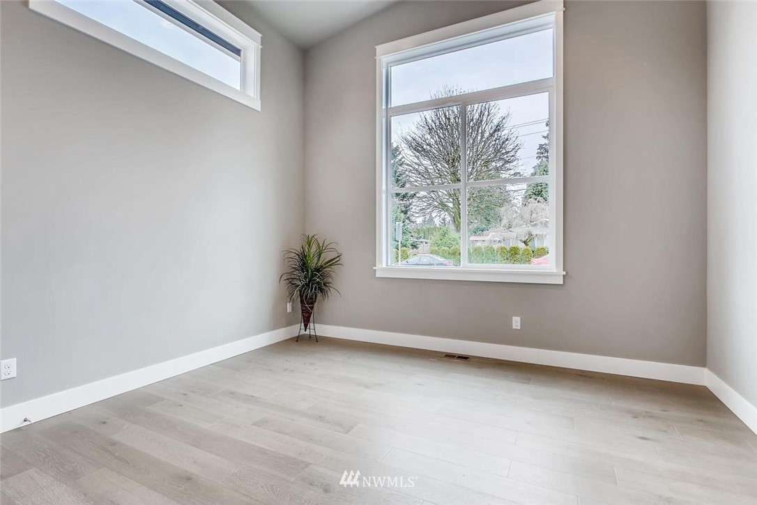 21519 1st Avenue West Bothell, WA 98021 - Photo 16 of 25