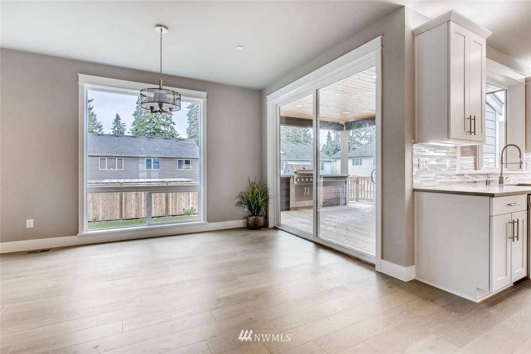 21519 1st Avenue West Bothell, WA 98021 - Photo 10 of 25