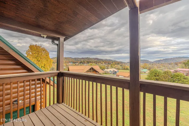 $799,900 | 3452 Cove Meadows Drive, Sevierville, TN 37862