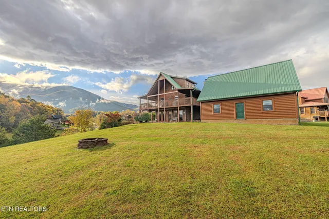 $799,900 | 3452 Cove Meadows Drive, Sevierville, TN 37862