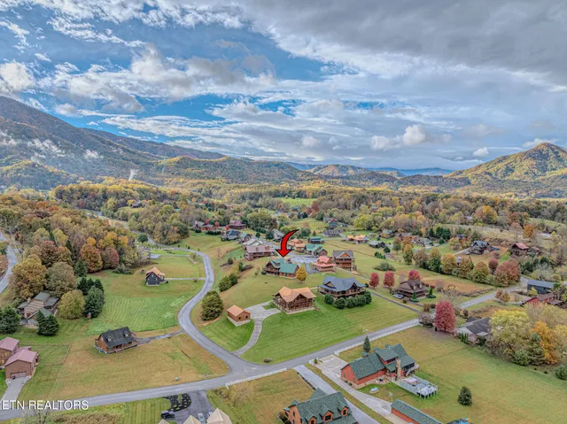 $799,900 | 3452 Cove Meadows Drive, Sevierville, TN 37862