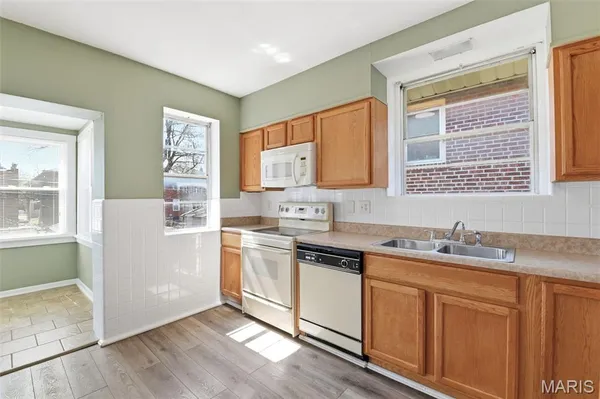 $325,000 | 5042 Tholozan Avenue, Unit 5042 & 5042A, St. Louis, MO 63109