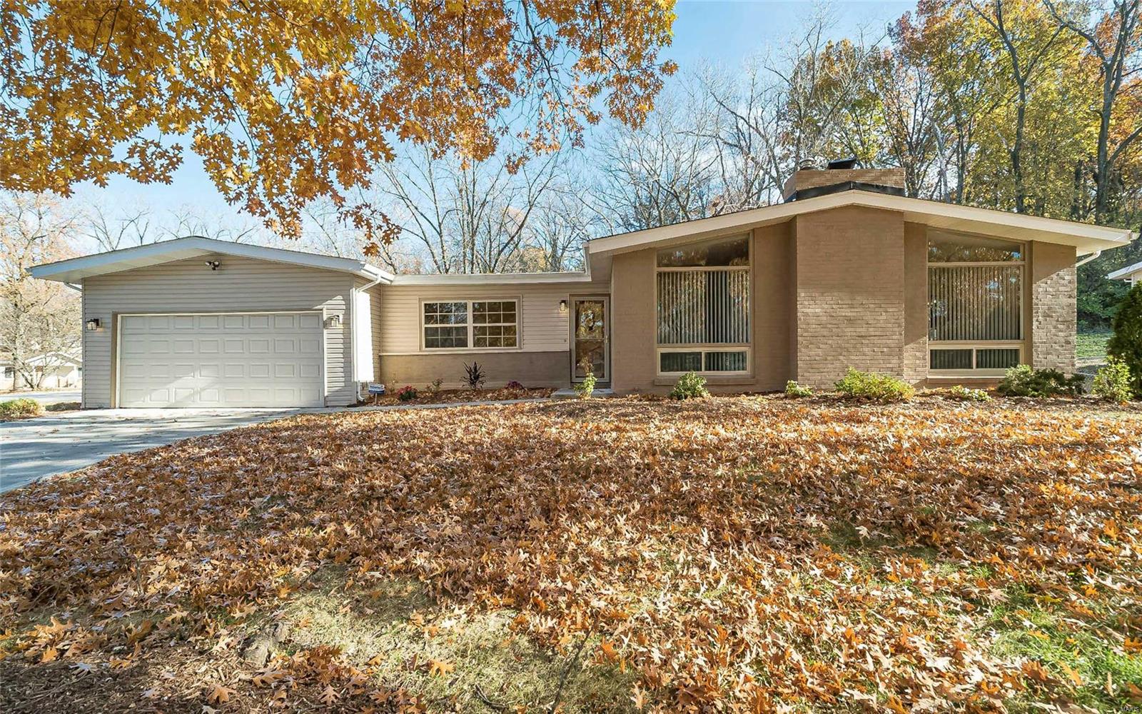 39 Riviera Court St. Louis, MO 63146 - Photo 2 of 30 Gallery Image 2
