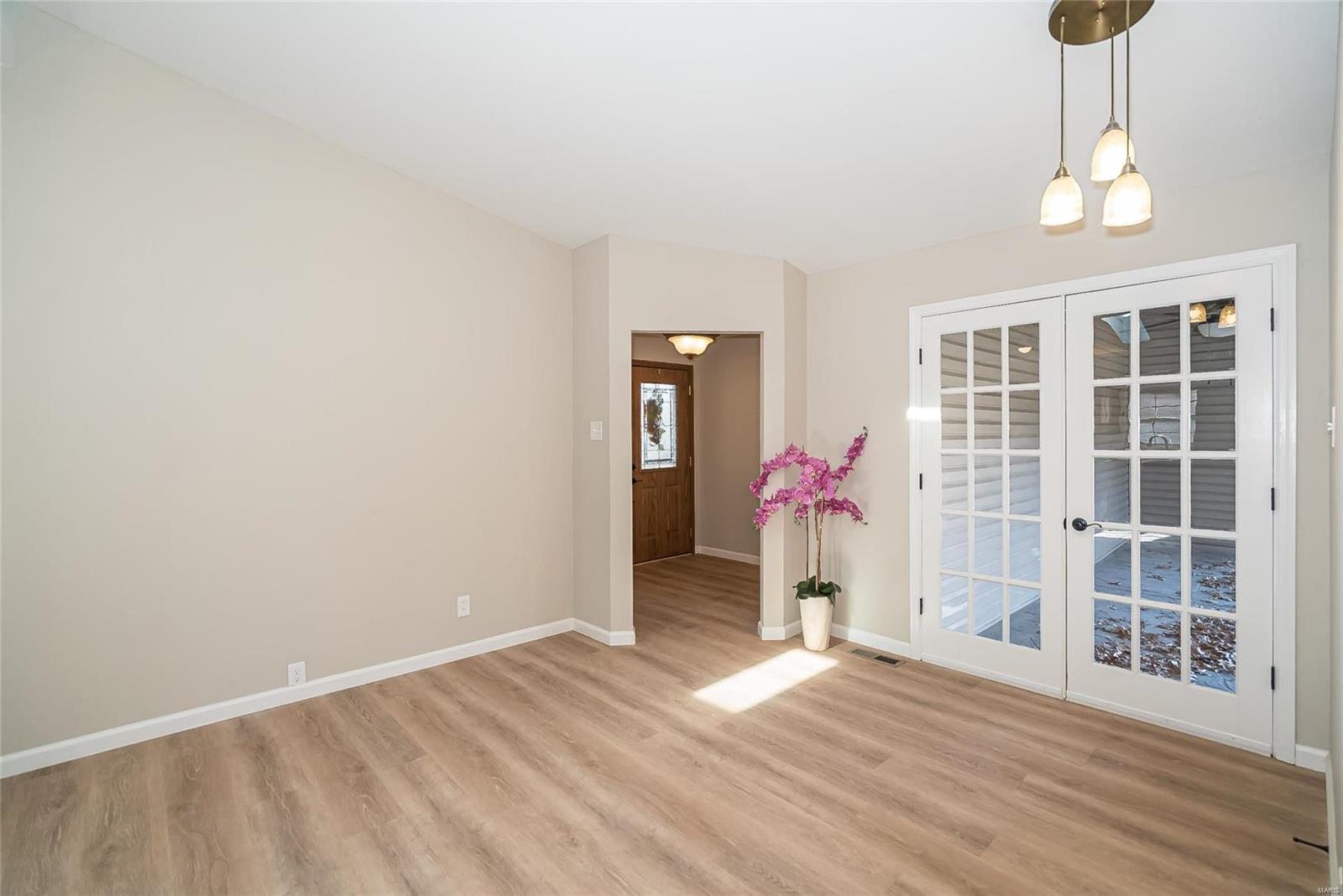 39 Riviera Court St. Louis, MO 63146 - Photo 15 of 30 Gallery Image 15