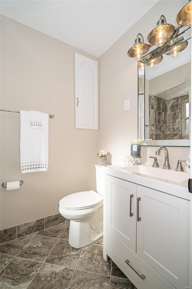 39 Riviera Court St. Louis, MO 63146 - Photo 18 of 30 Gallery Image 18