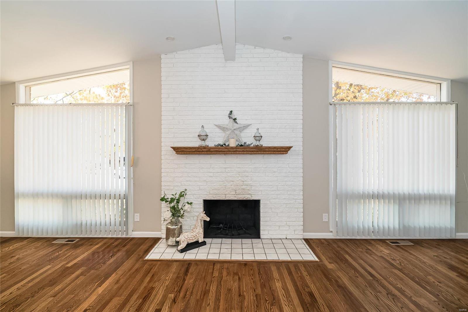 39 Riviera Court St. Louis, MO 63146 - Photo 6 of 30 Gallery Image 6