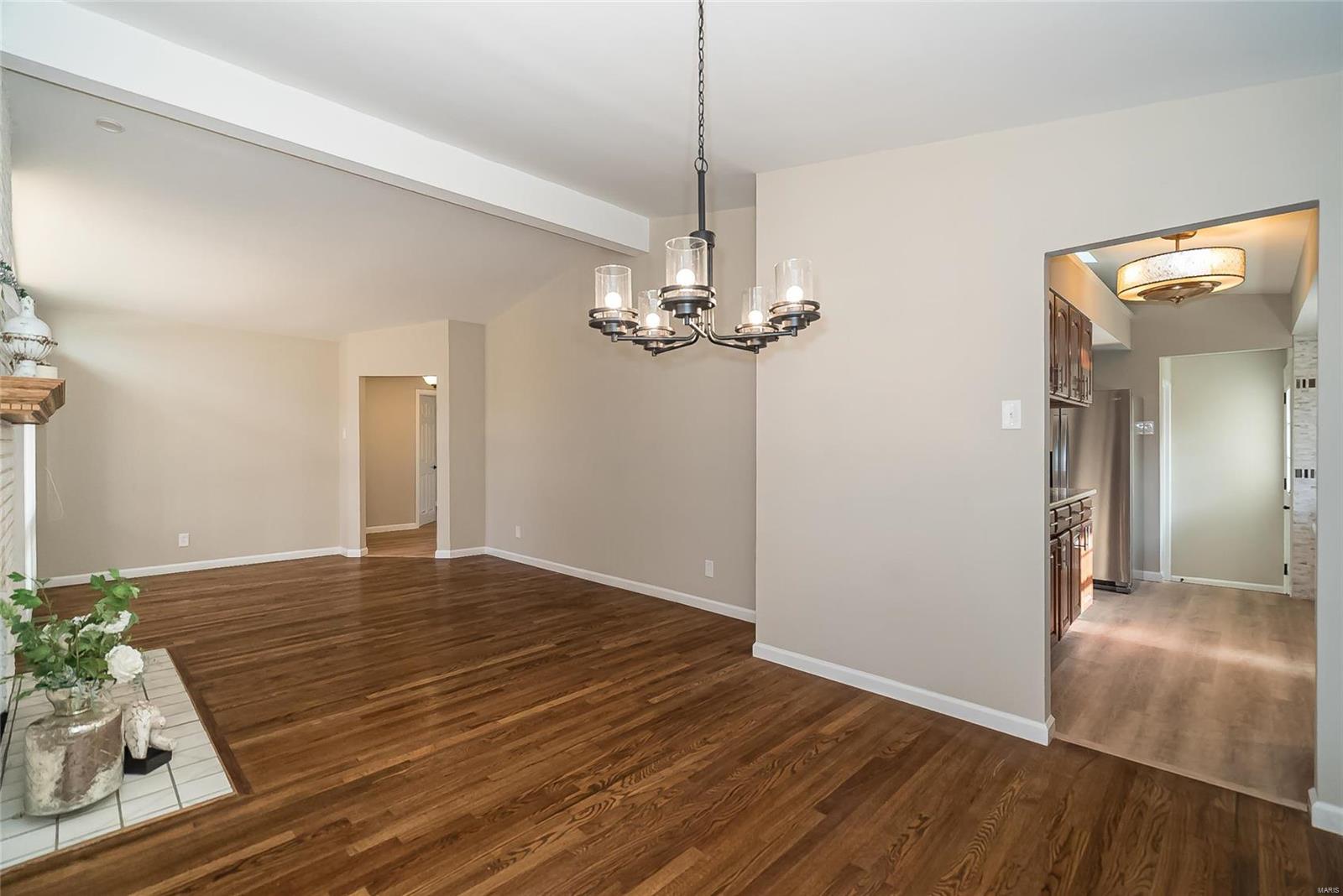 39 Riviera Court St. Louis, MO 63146 - Photo 7 of 30 Gallery Image 7