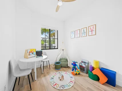 $1,099,000 | 1421 Southwest 23rd Court, Fort Lauderdale, FL 33315