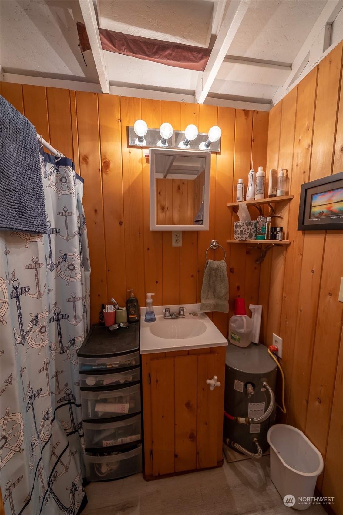 12630 West Shelton Matlock Road Shelton, WA 98584 - Photo 20 of 25 a storage room with washer and dryer