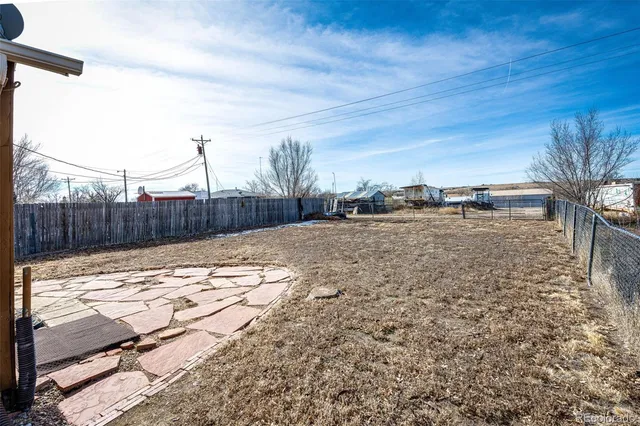 $295,000 | 359 South Sherman Street, Byers, CO 80103