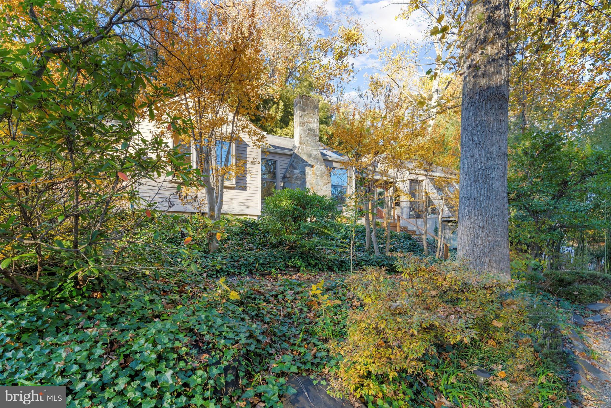 336 Epping Way Annapolis, MD 21401 - Photo 29 of 30 a view of backyard of house with green space