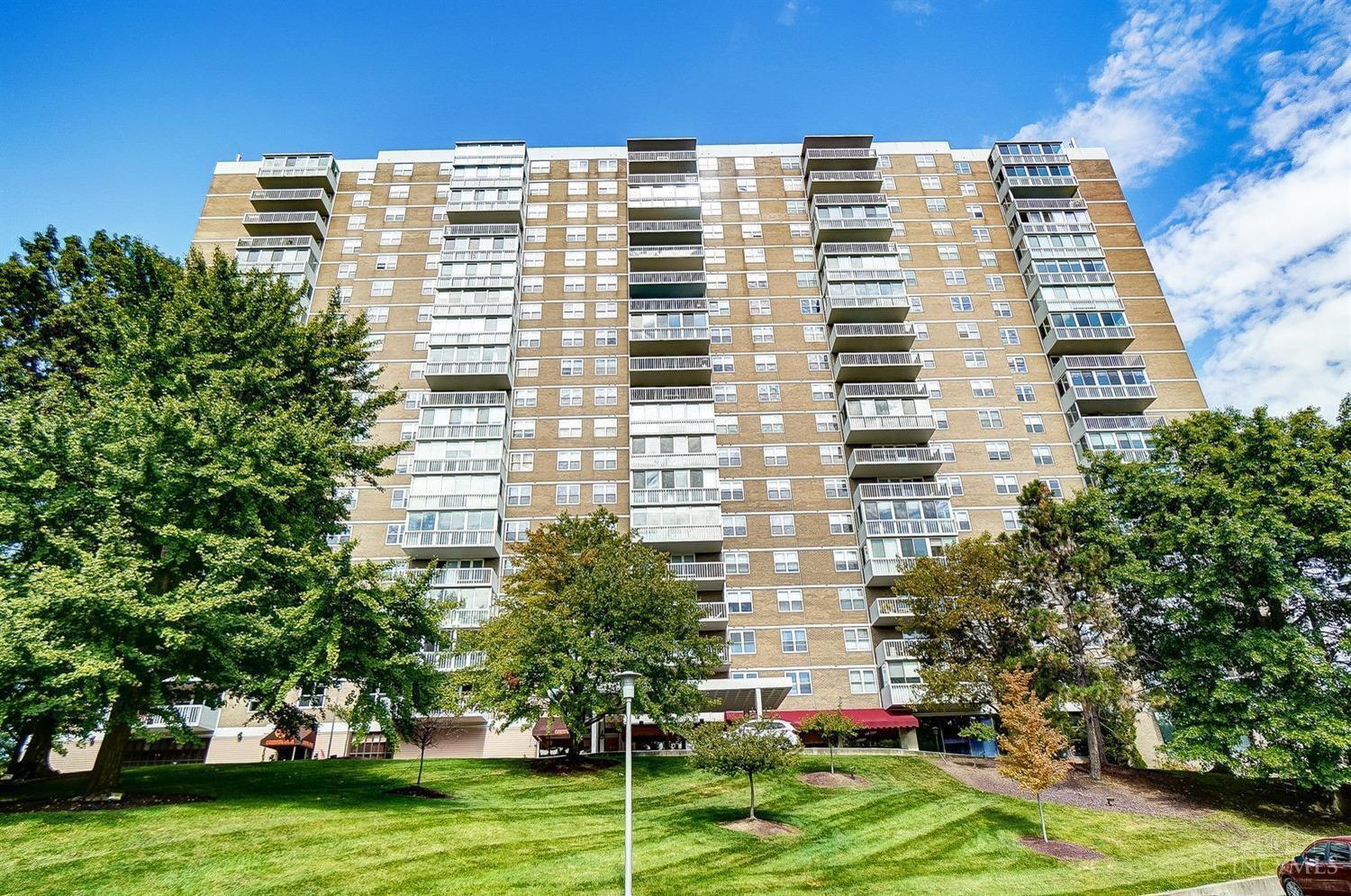 2444 Madison Road, Unit 1412 Cincinnati, OH 45208 - Photo 1 of 50