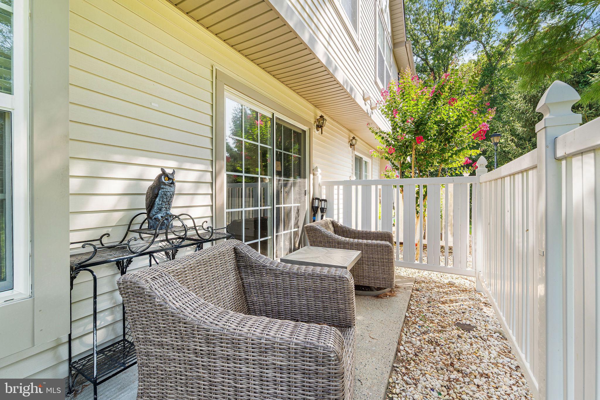 803 Tanglewood Drive Sicklerville, NJ 08081 - Photo 24 of 26 a balcony with furniture and a potted plant
