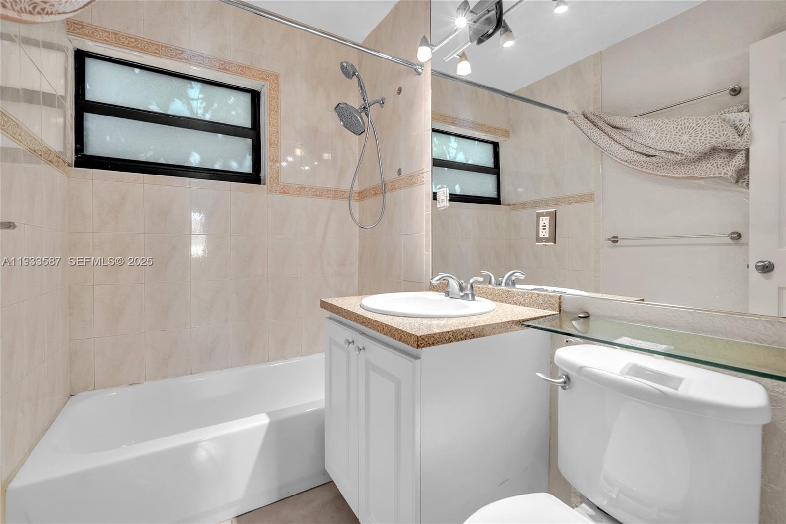 3265 Virginia Street, Unit 21 Miami, FL 33133 - Photo 14 of 17