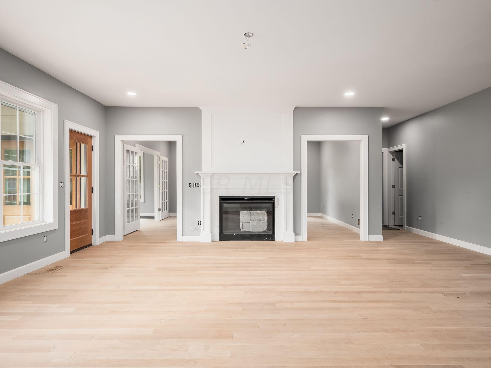 149 South Kellner Road Columbus, OH 43209 - Photo 10 of 62 Family Room