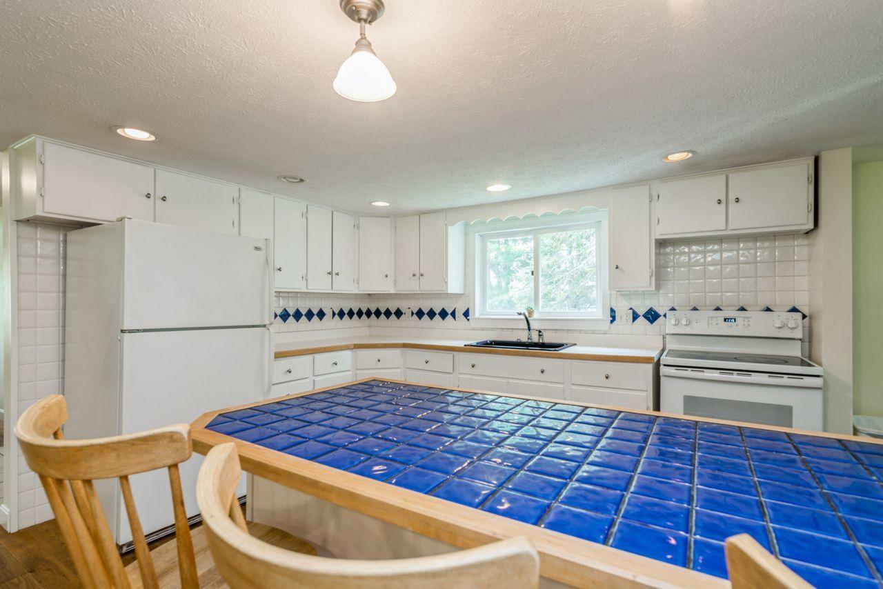 541 Boom Road Saco, ME 04072 - Photo 20 of 57 20_541BoomRd_2020_HiRes
