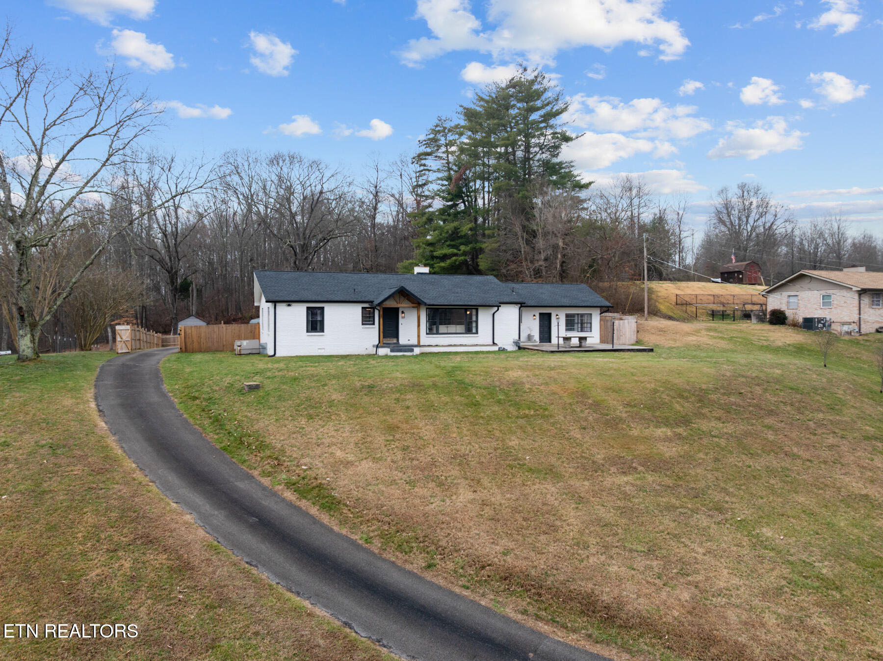 448 Woolsey Road Harriman, TN 37748 - Photo 1 of 42 DJI_20260107093654_0667_D