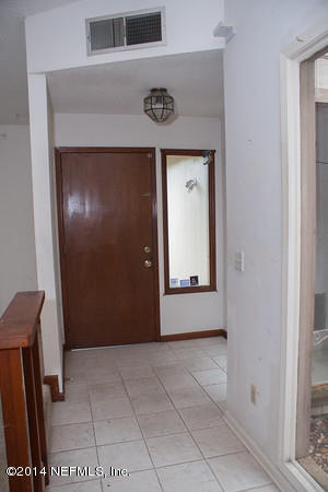 10285 Bear Valley Road Jacksonville, FL 32257 - Photo 3 of 18 MLS Arrowhead Foyer