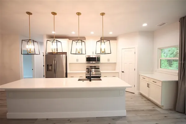 $3,250 | 4102 Northwest 26th Drive, Gainesville, FL 32605