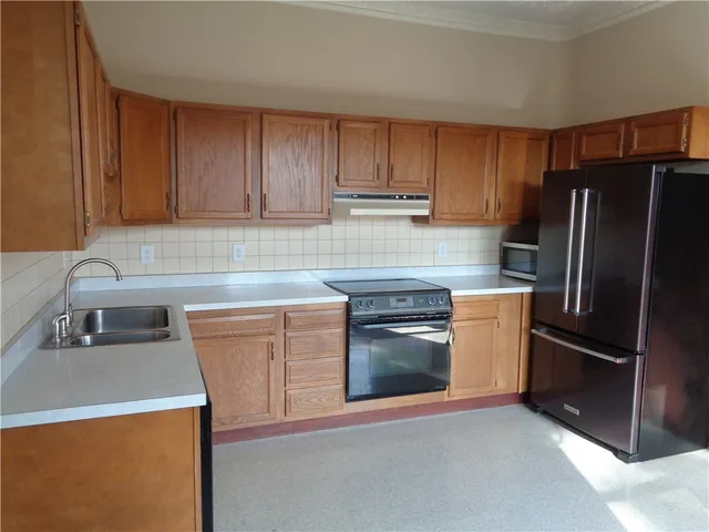 $1,200 | 170 East 1st Street, Unit 1, Corning, NY 14830