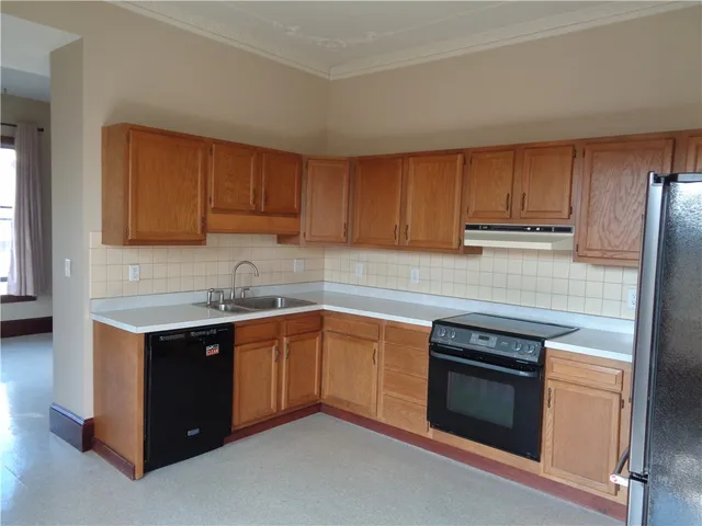 $1,200 | 170 East 1st Street, Unit 1, Corning, NY 14830