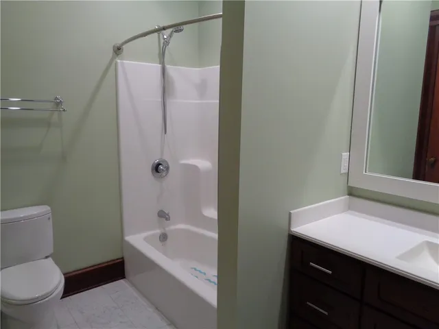 $1,200 | 170 East 1st Street, Unit 1, Corning, NY 14830