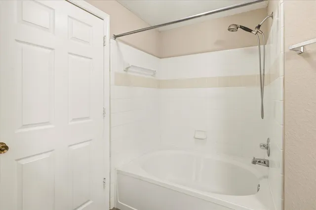 $1,400 | 2801 Chancellorsville Drive, Unit 324, Tallahassee, FL 32312