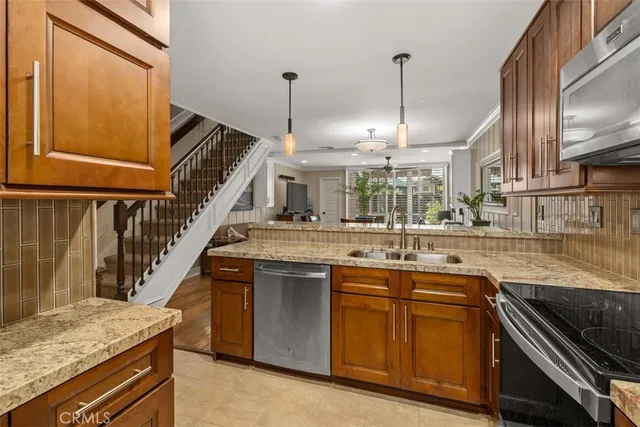 $669,000 | 26 Lakepines, Irvine, CA 92620