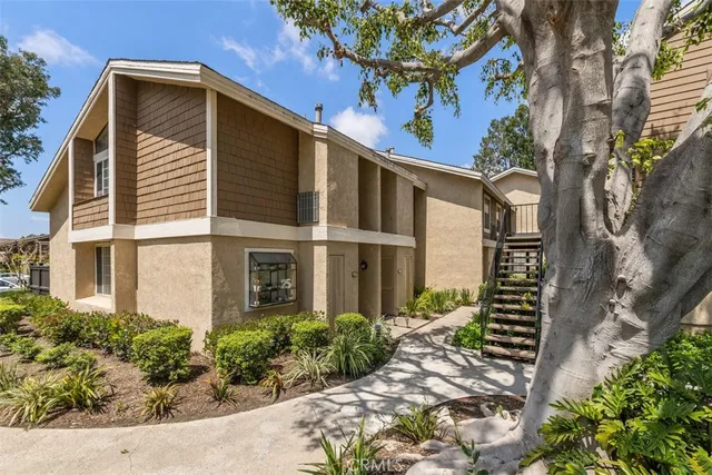 $669,000 | 26 Lakepines, Irvine, CA 92620