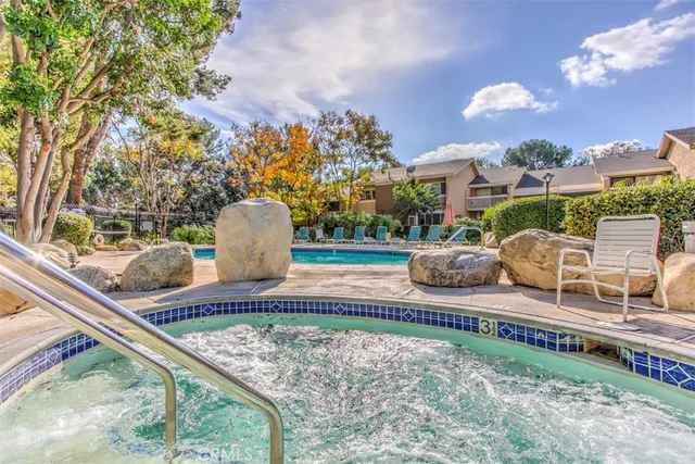 $669,000 | 26 Lakepines, Irvine, CA 92620