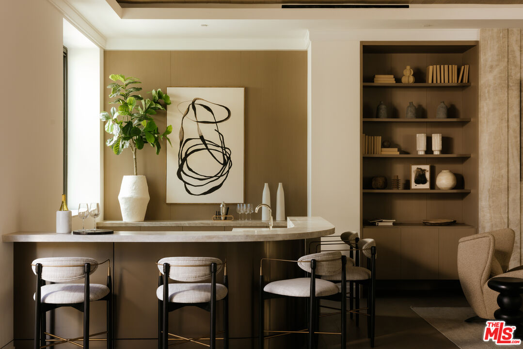 260 Homewood Road Los Angeles, CA 90049 - Photo 5 of 28