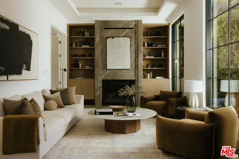 $17,998,000 | 260 Homewood Road, Los Angeles, CA 90049