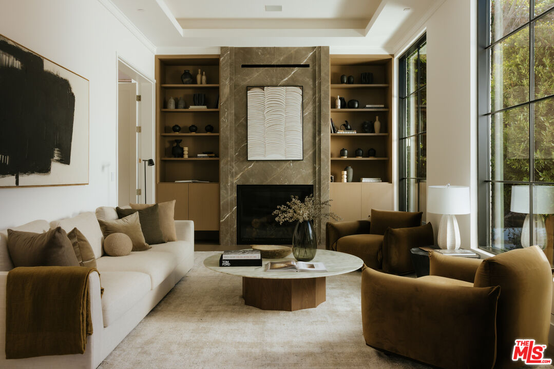 260 Homewood Road Los Angeles, CA 90049 - Photo 8 of 28