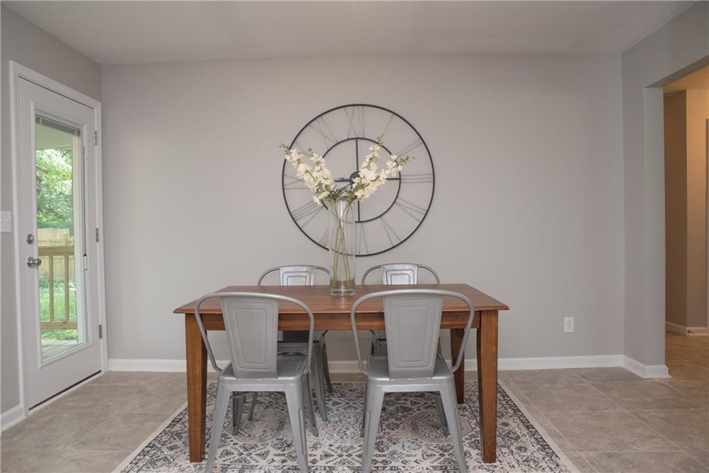 4515 Radnor Road Indianapolis, IN 46226 - Photo 8 of 30 Gallery Image 8