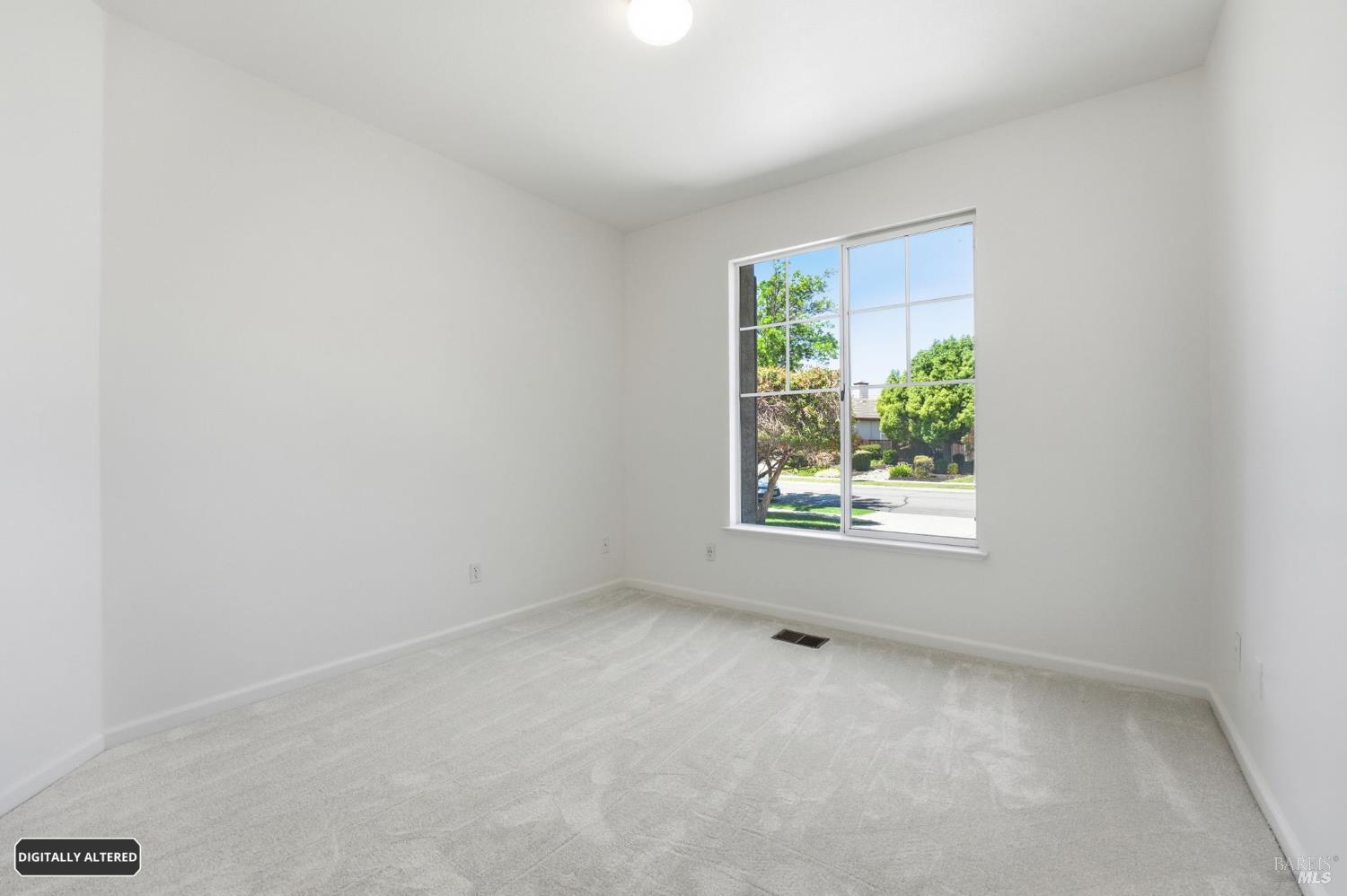 5148 Renaissance Court Fairfield, CA 94534 - Photo 40 of 79 an empty room with a window