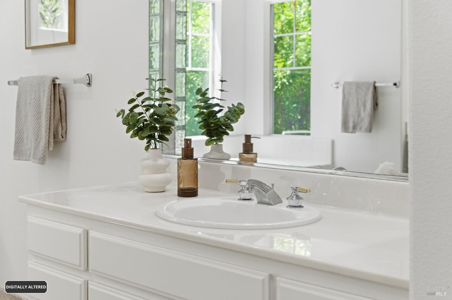 5148 Renaissance Court Fairfield, CA 94534 - Photo 46 of 79 a bathroom with a sink a vanity and a mirror