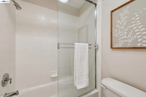 $1,149,000 | 8255 Skyline Circle, Oakland, CA 94605