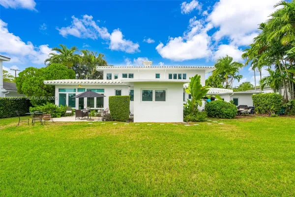 $3,700,000 | 5965 Alton Road, Miami Beach, FL 33140