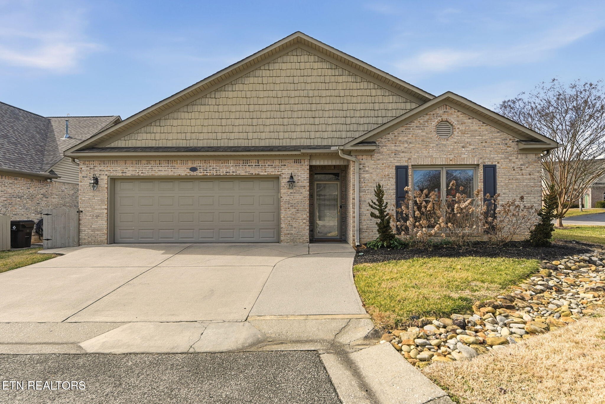100 Dancer Lane Oak Ridge, TN 37830 - Photo 1 of 37 Gallery Image 1