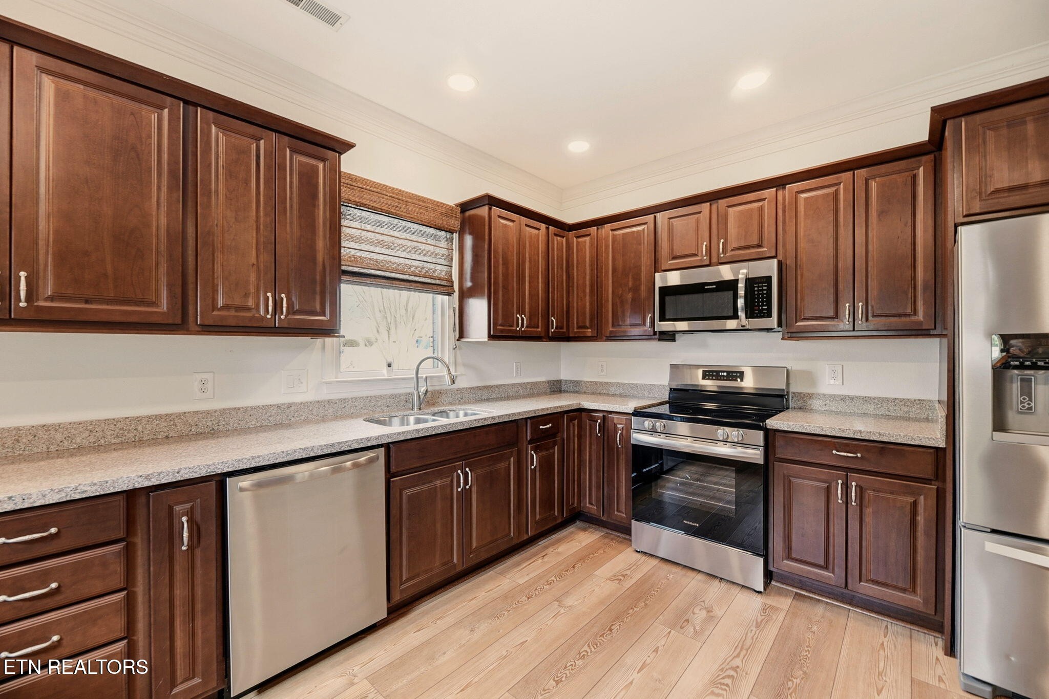 100 Dancer Lane Oak Ridge, TN 37830 - Photo 14 of 37 Gallery Image 14