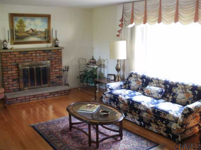 1242 Hempstead Road Niskayuna, NY 12309 - Photo 4 of 15 Photo 4