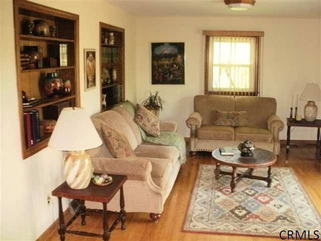 1242 Hempstead Road Niskayuna, NY 12309 - Photo 8 of 15 Photo 8