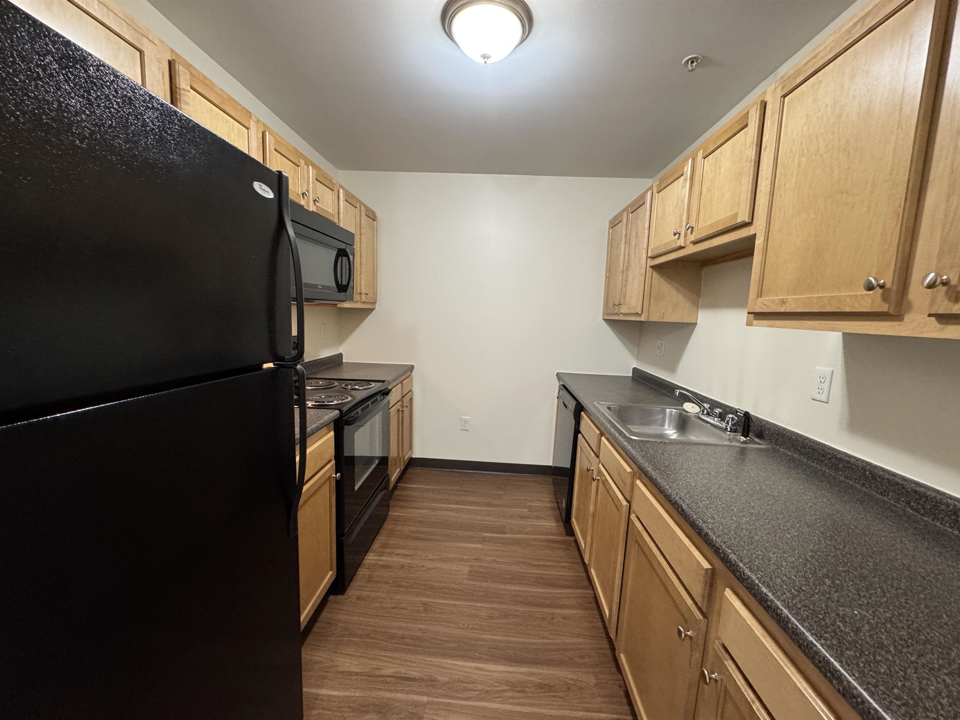 50 Sentinel Court, Unit 306 Manchester, NH 03103 - Photo 14 of 49