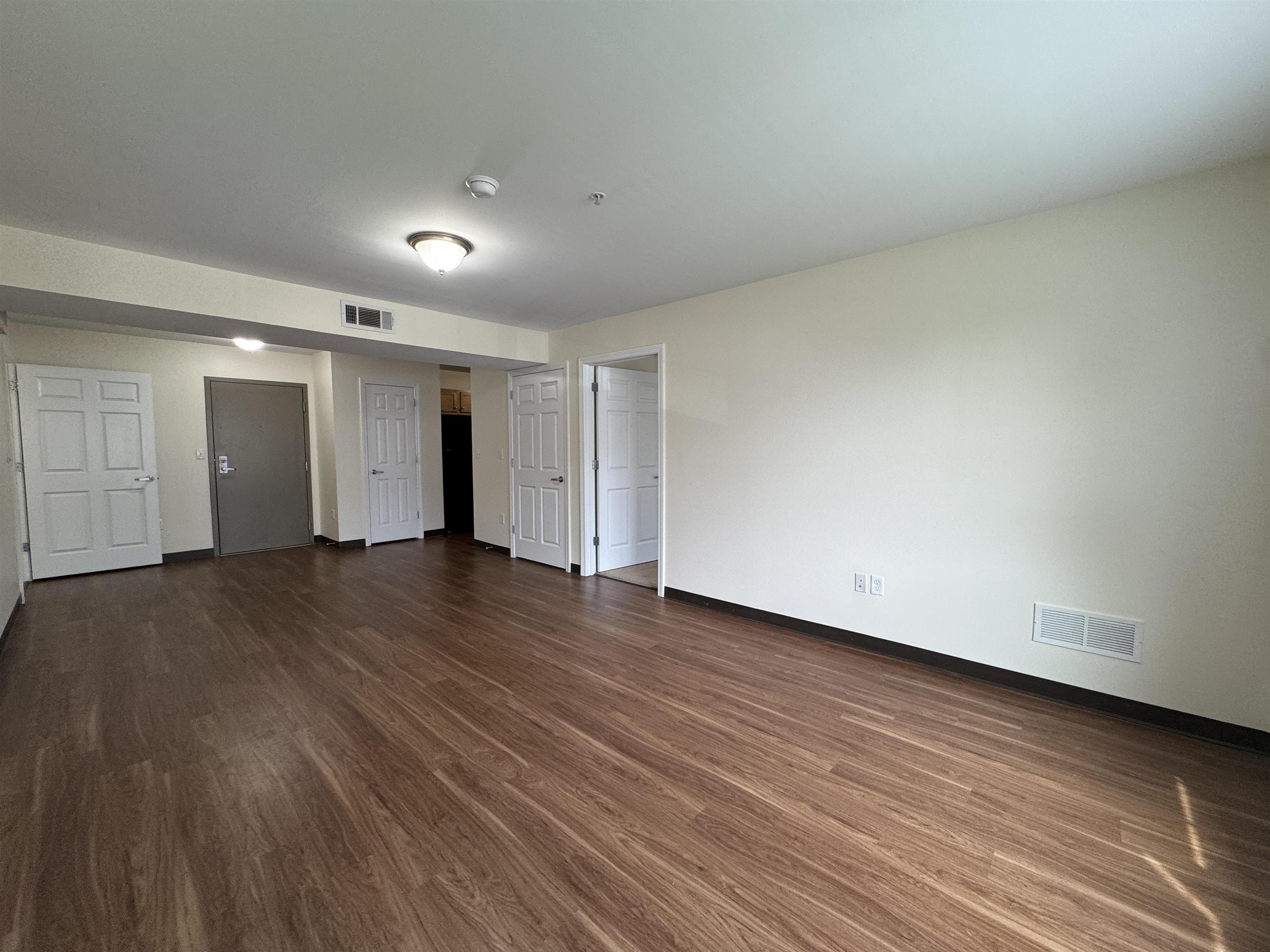 50 Sentinel Court, Unit 306 Manchester, NH 03103 - Photo 19 of 49