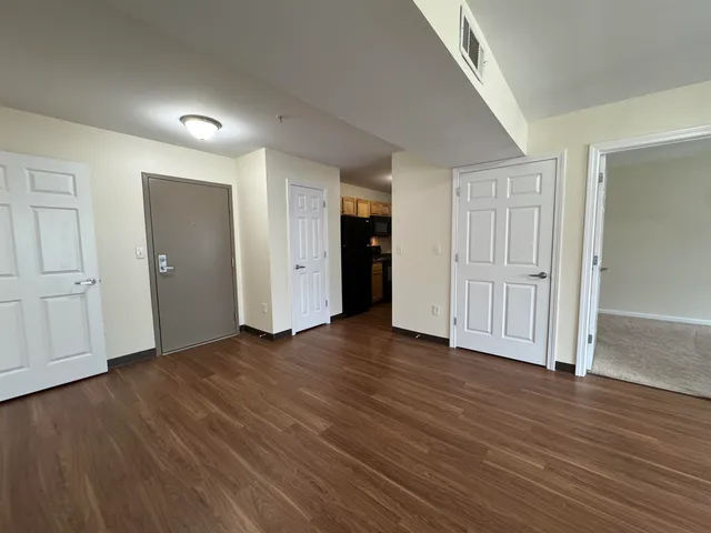 $1,965 | 50 Sentinel Court, Unit 306, Manchester, NH 03103