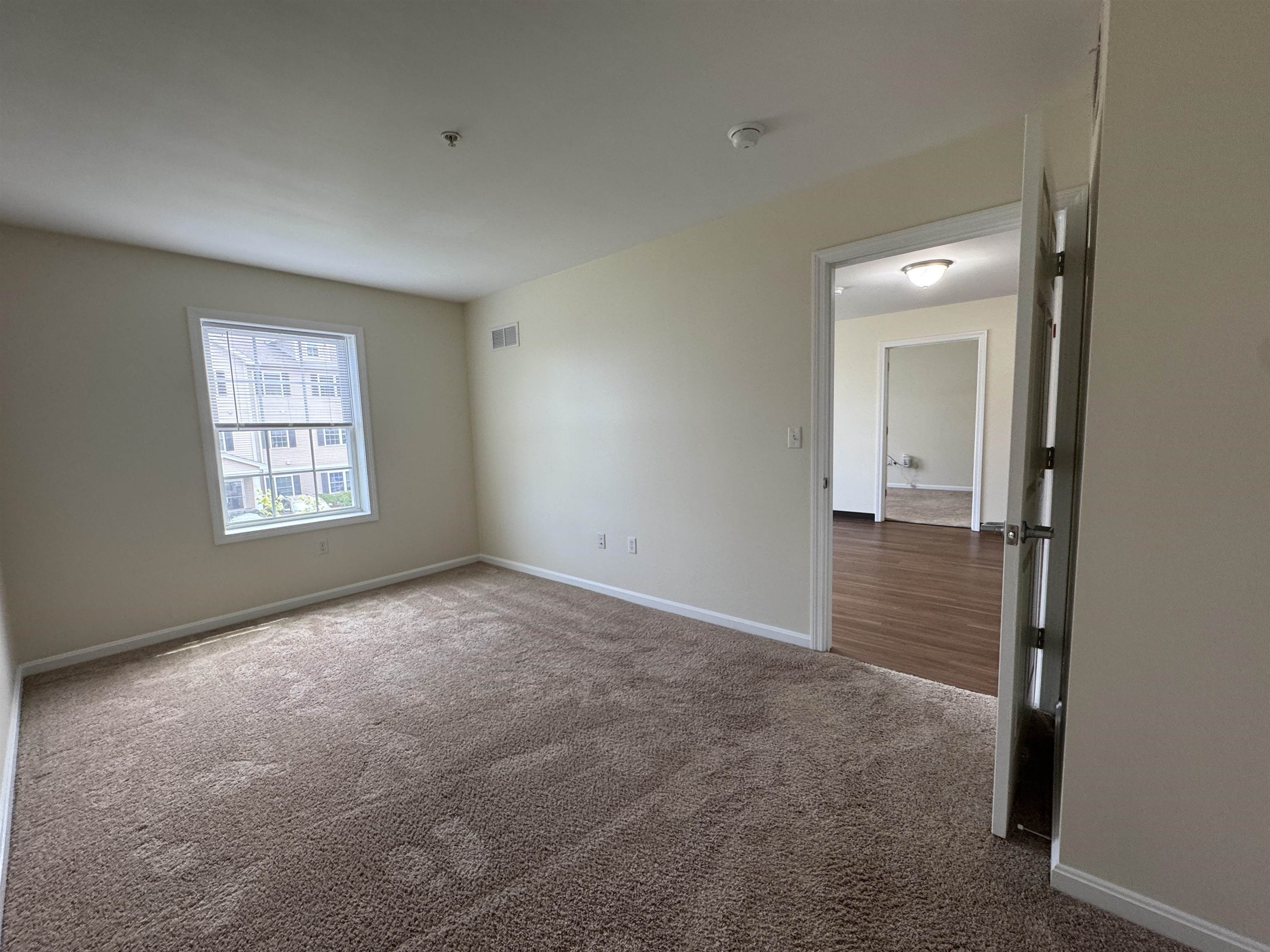 50 Sentinel Court, Unit 306 Manchester, NH 03103 - Photo 29 of 49